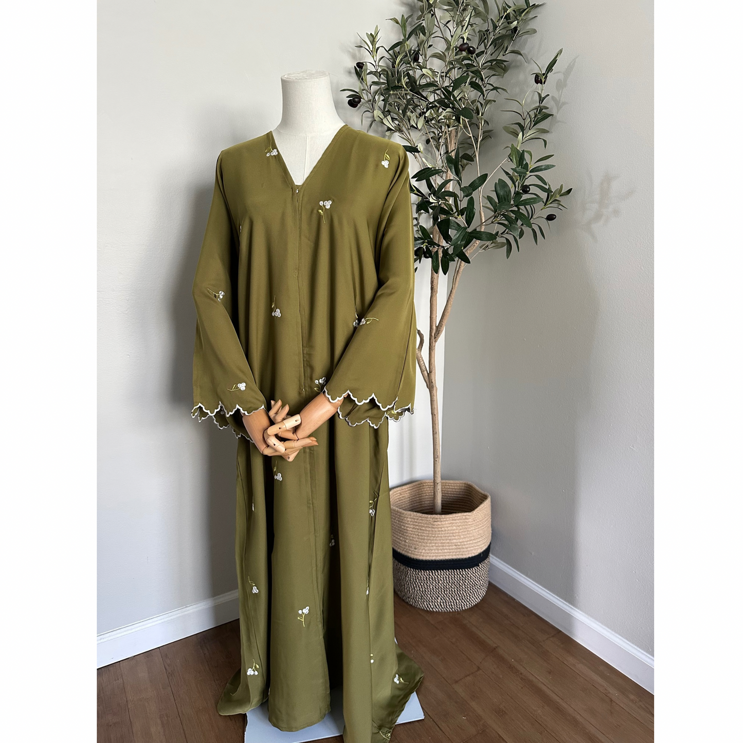 Asiyah in Olive