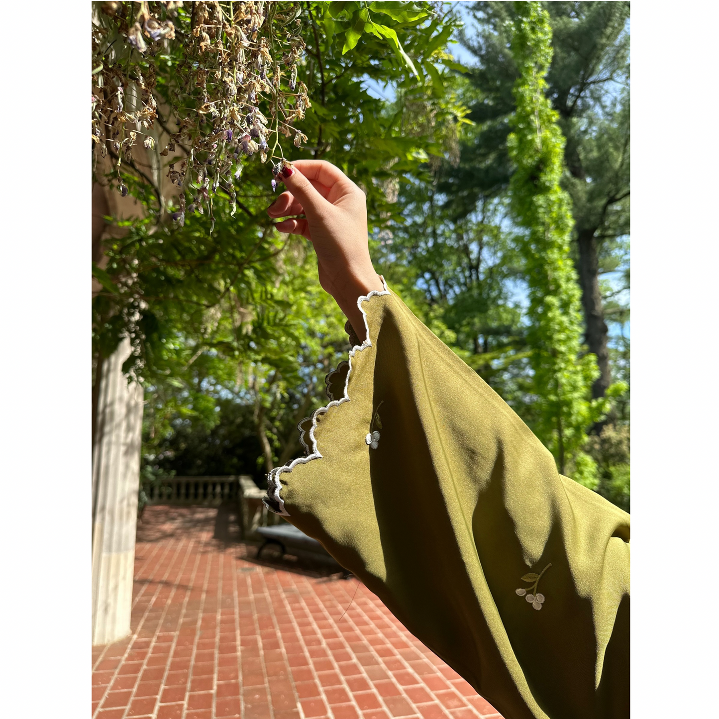 Asiyah in Olive