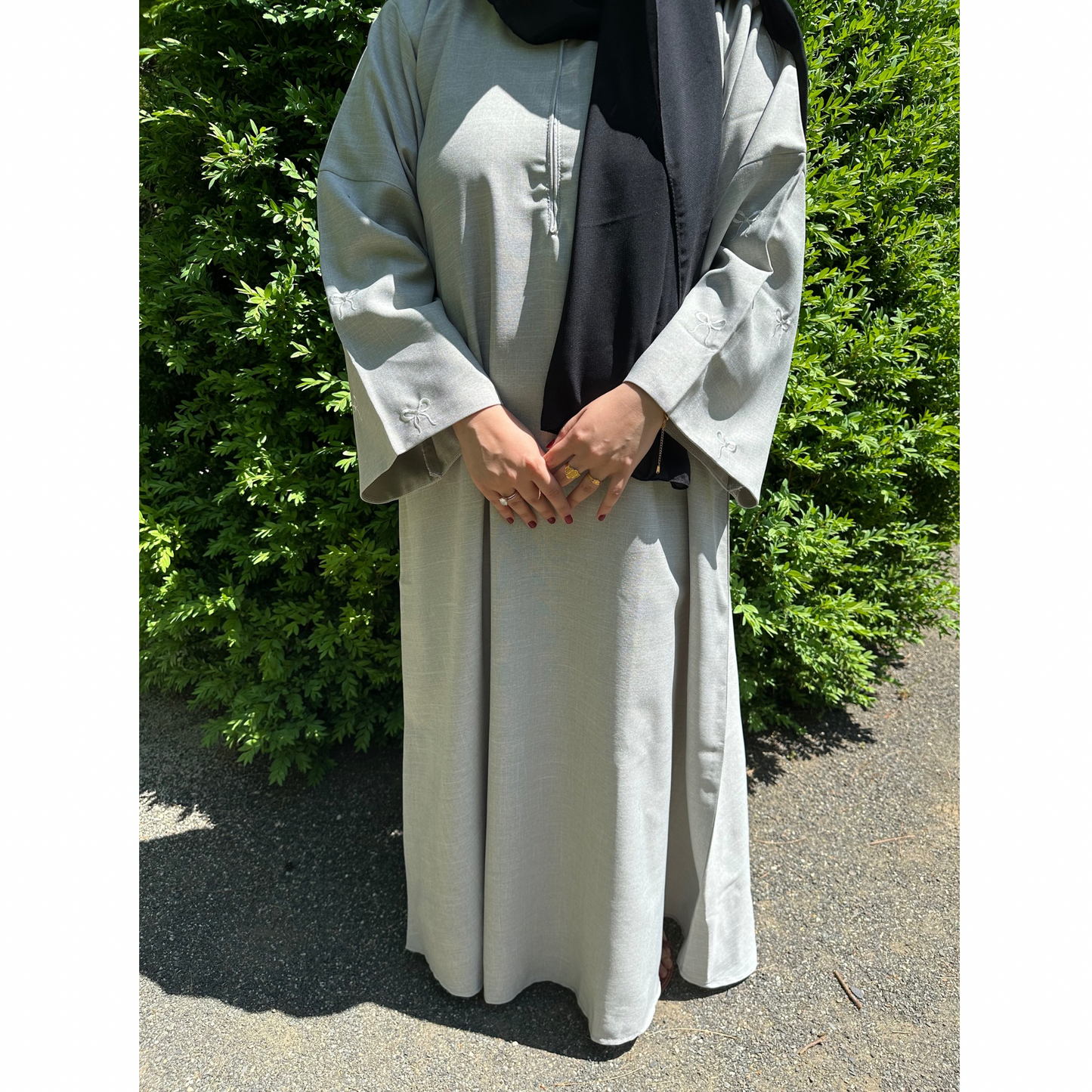 Ayah in Gray Bows
