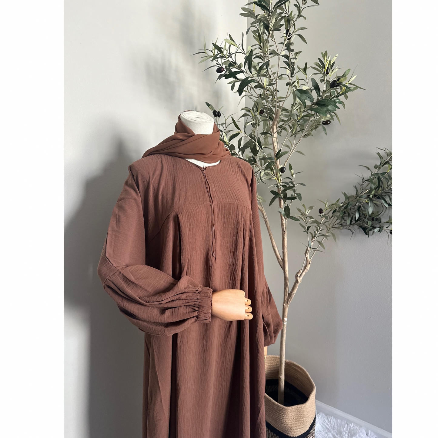 Aisha in Brown