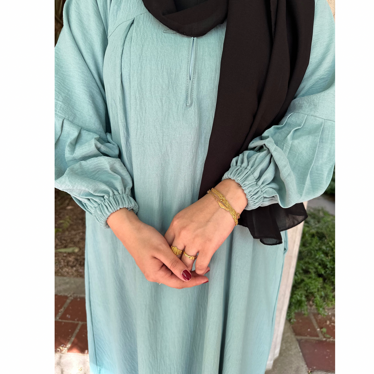 Aisha in Mint