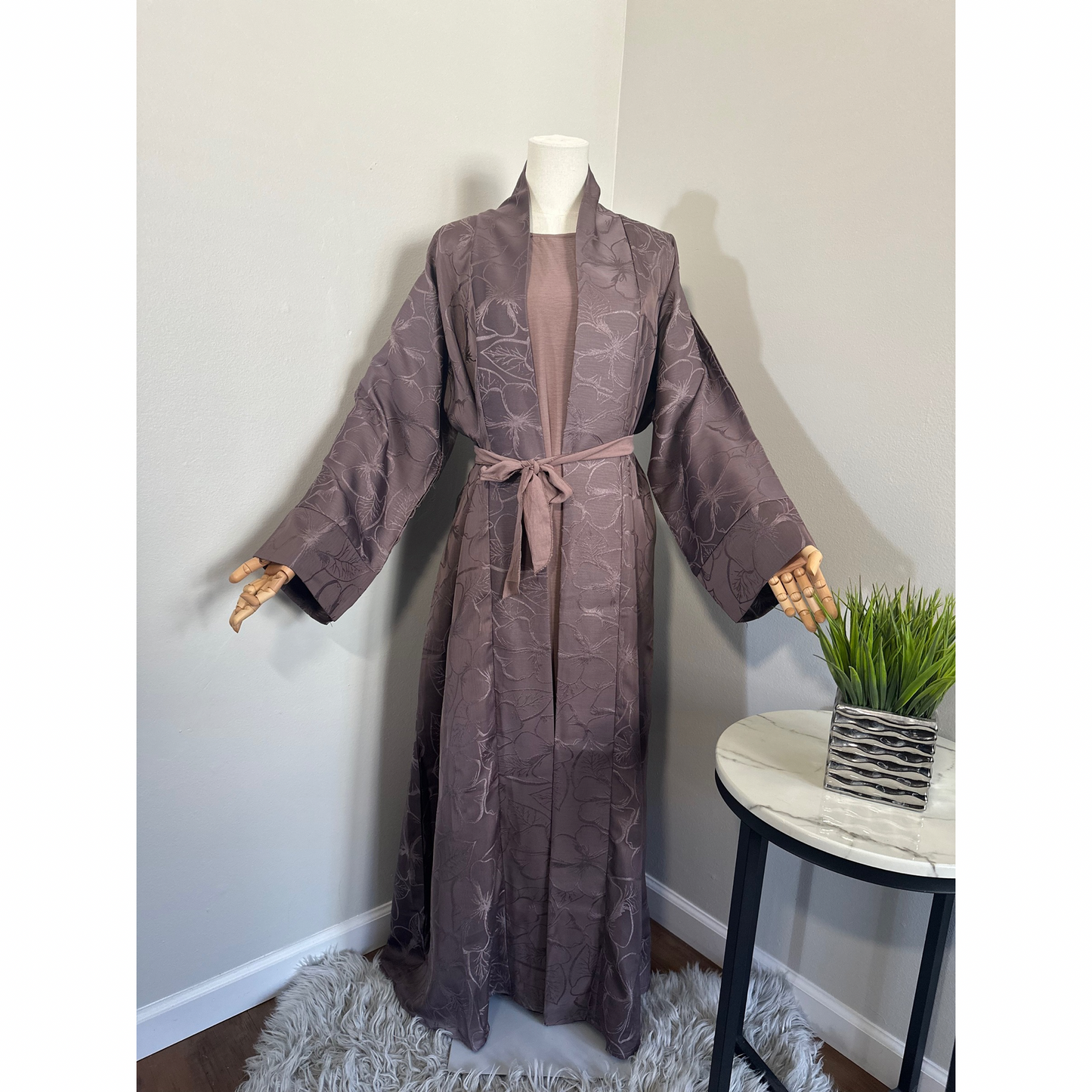 Jacquard Blossom Mauve Abaya